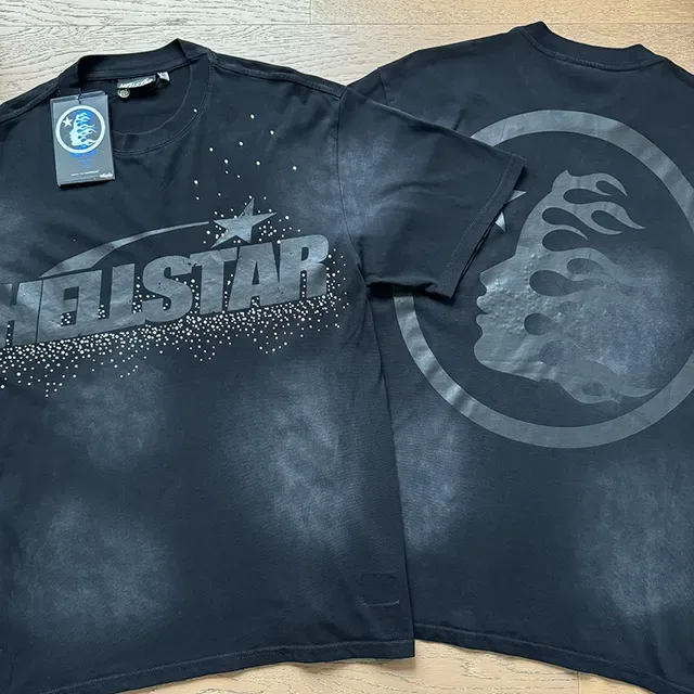 Camiseta Hellstar negra oversized con estampado gráfico 7