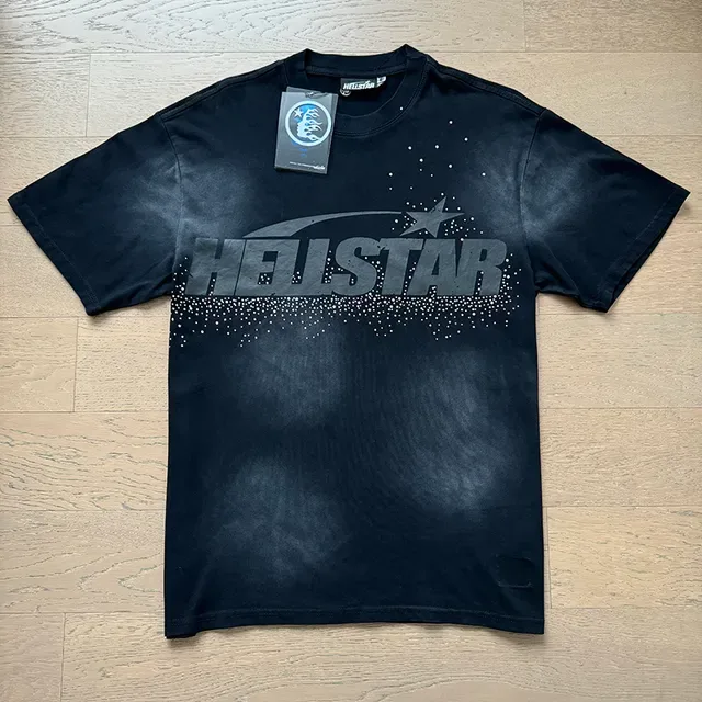 Camiseta Hellstar negra oversized con estampado gráfico 8