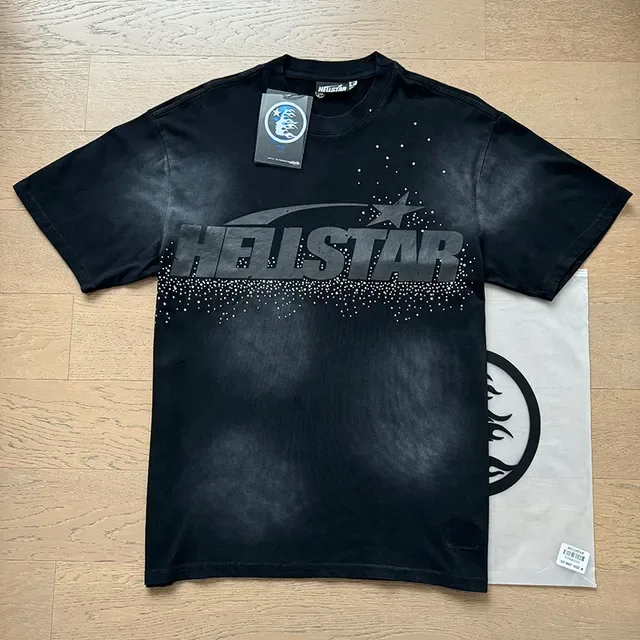 Camiseta Hellstar negra oversized con estampado gráfico 9