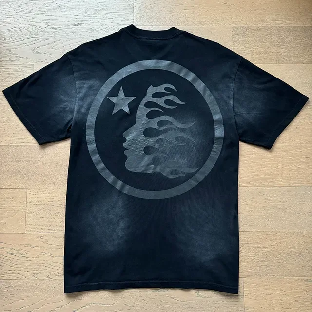 Camiseta Hellstar negra oversized con estampado gráfico 10