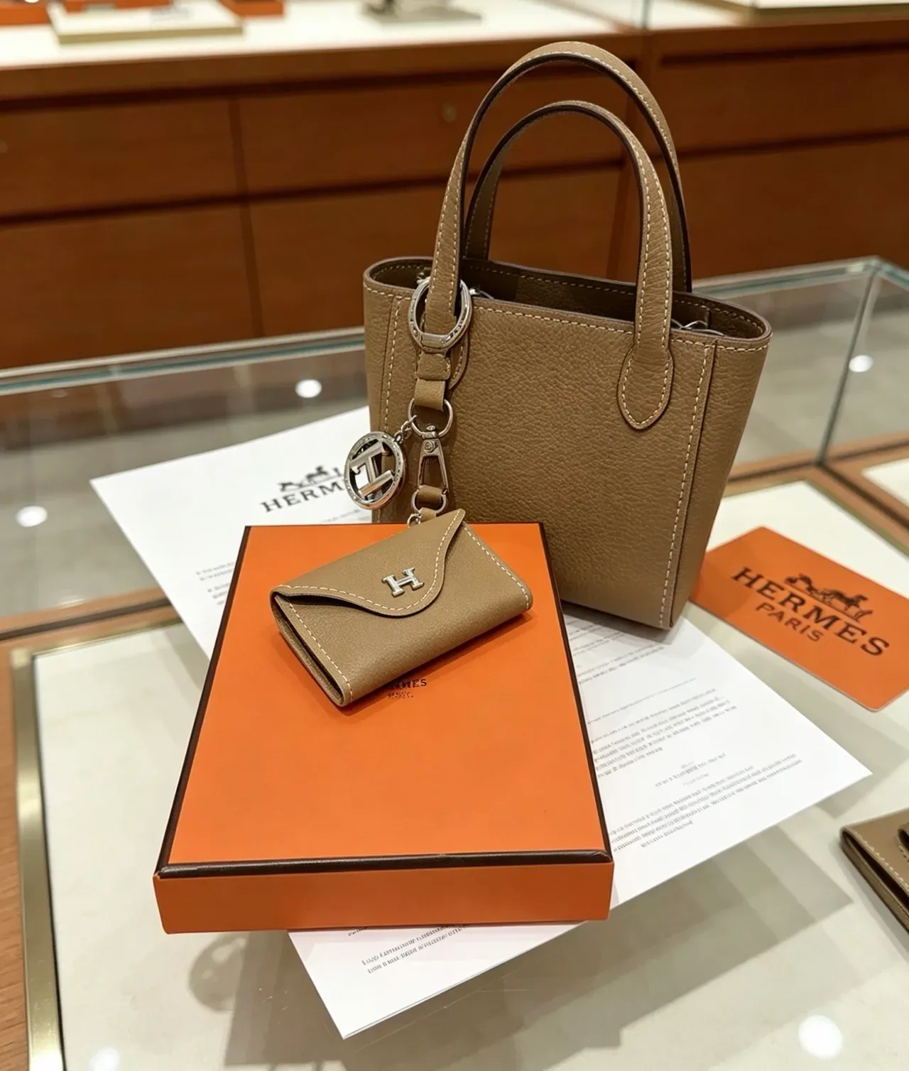 Hermès Beige Brown Pebbled Leather Palladium Hardware Handbag 6