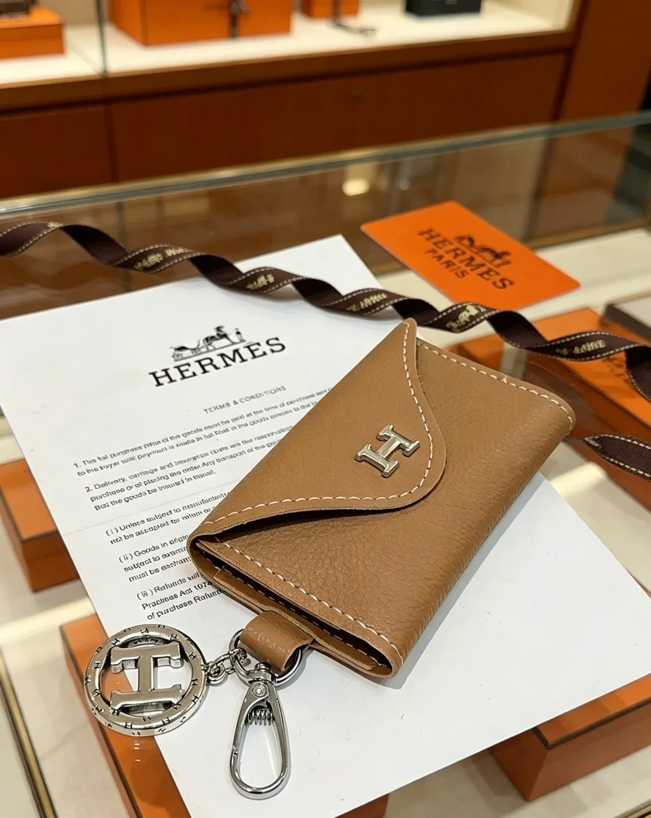 Hermès Beige Brown Pebbled Leather Palladium Hardware Handbag 8