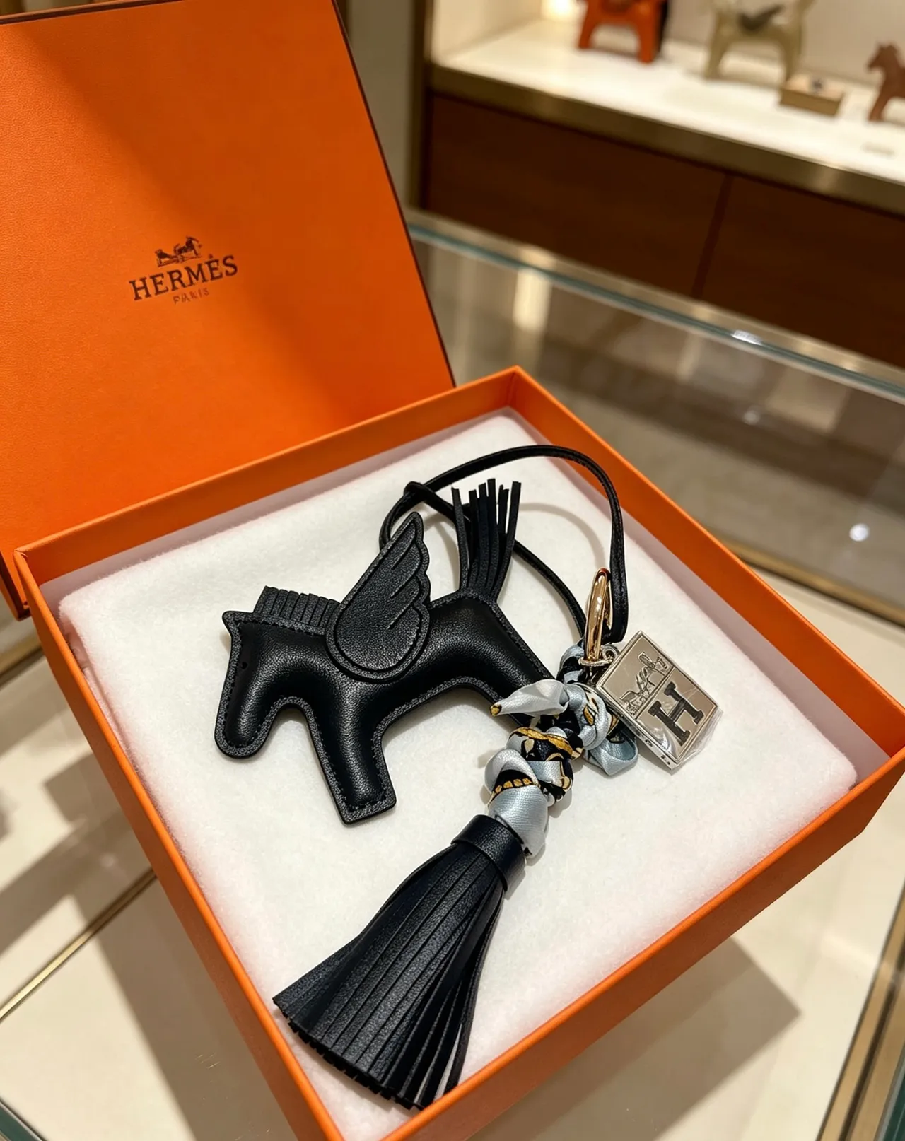 Hermès Birkin बेज पेबल्ड चमड़े का टॉप-हैंडल टोट बैग 6