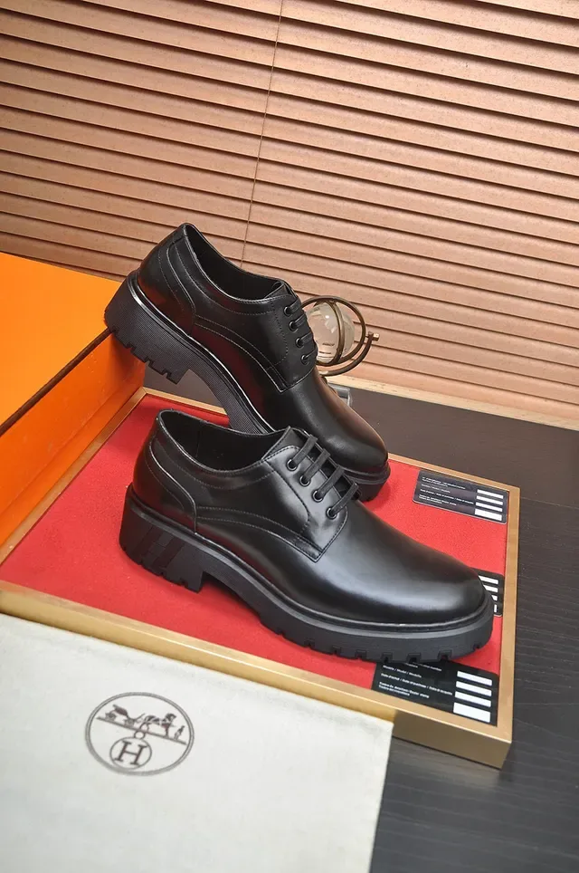 Hermès काले चमकदार चमड़े के लेस बंद ऑक्सफोर्ड जूते 6