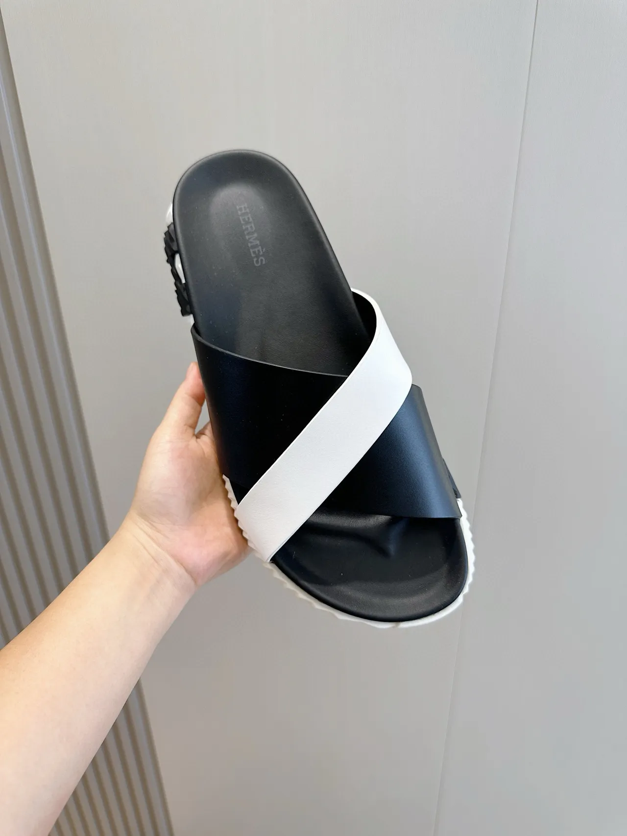 Hermès Black White Crossed Strap Serrated Sole Slippers 4