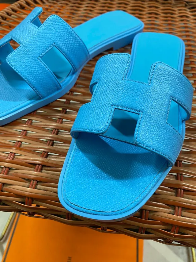 Hermès Blue H-Shaped Strap Textured Leather Slippers 4