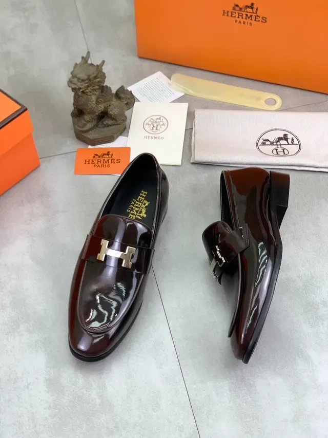 Hermès Burgundy Silver Glossy Patent Leather H-Buckle Strap Loafer 5