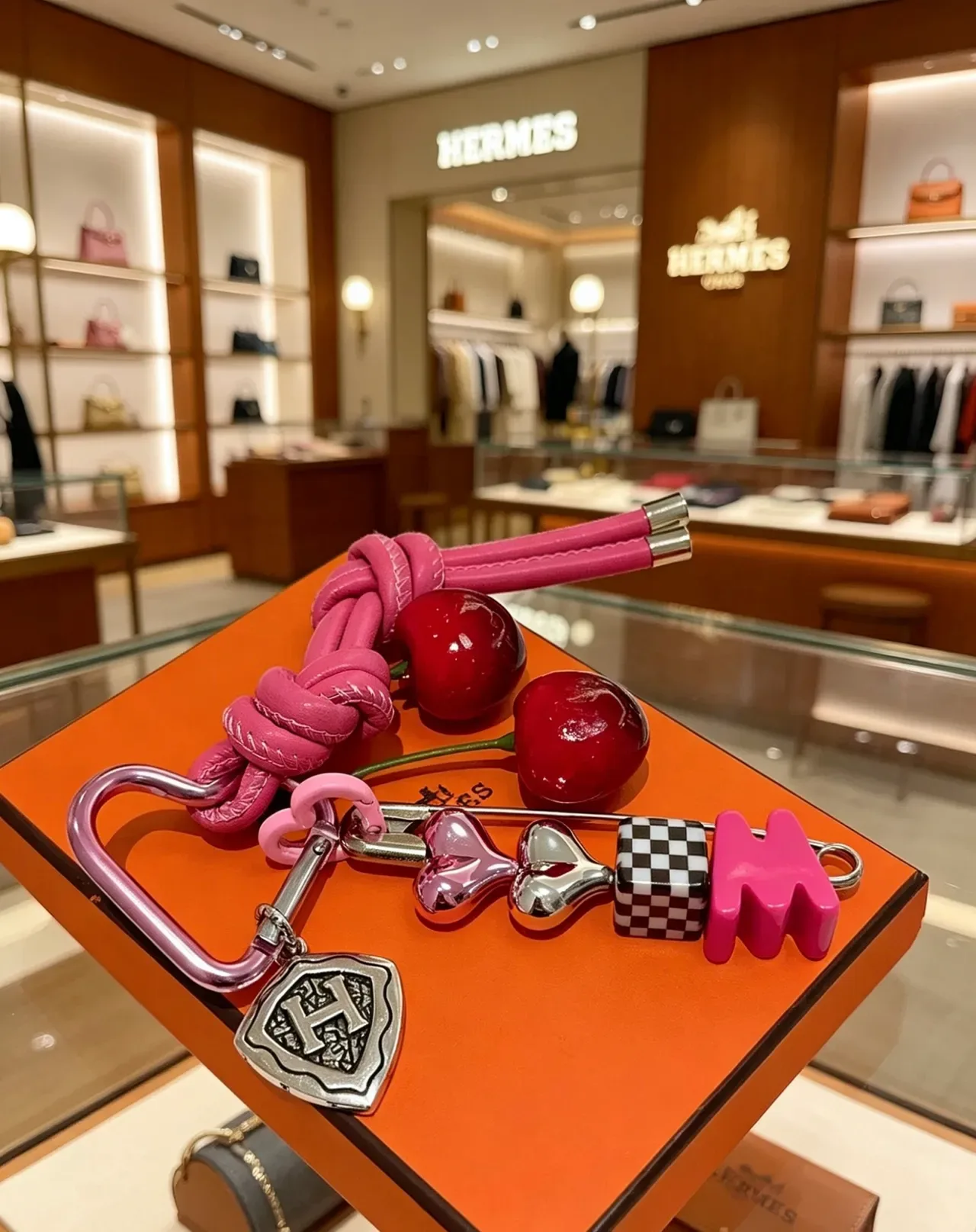 Hermès Charm Pulseira de Couro Rosa Vermelho Nó 5
