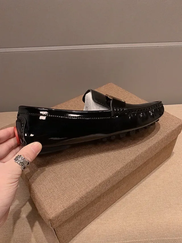 Hermès Constance Loafer Black Gold Patent Leather Metal 'H' Buckle Loafer 9