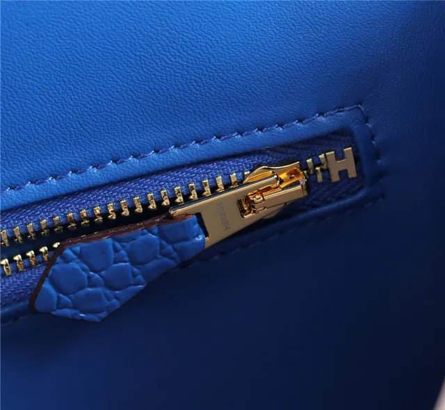 Hermès Constance Orange White Crocodile-Embossed Leather H-Shaped Metal Clasp Handbag 19