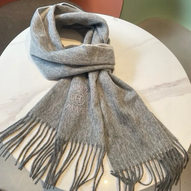 Hermès Logo Bordado Heather Gray Cachemira Lenço 3