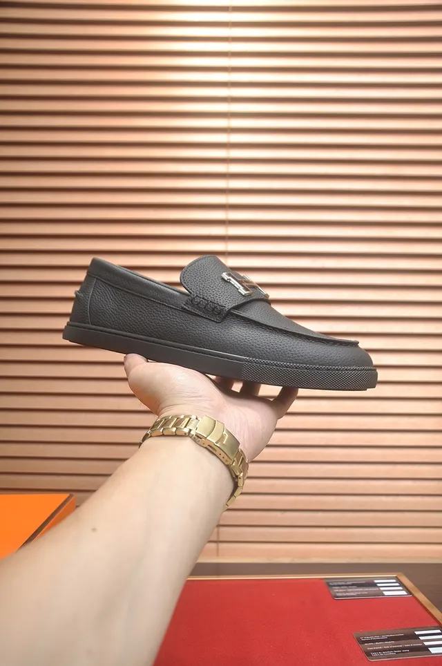 Hermès H Loafer কালো দানাদার চামড়া ধাতুর বাকল লুফার 4