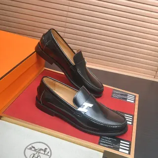 Hermès H Logo Loafer 黑色漆皮套脚乐福鞋