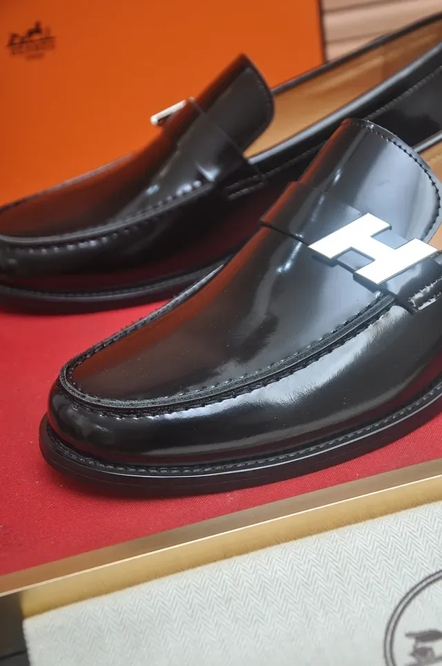 Hermès H Logo Loafer Black Patent Leather Slip-On Loafers 2