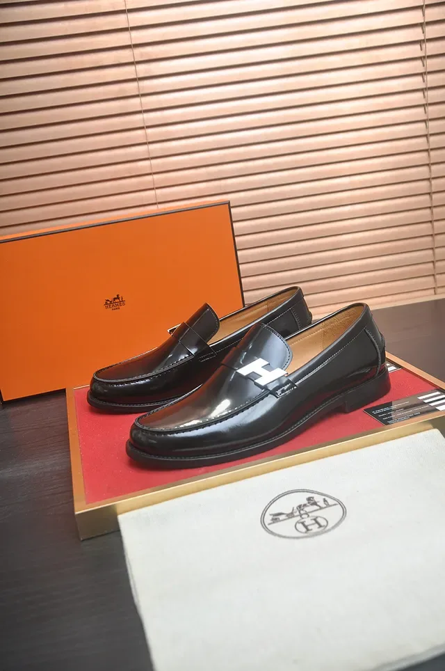 Hermès H Logo Loafer Black Patent Leather Slip-On Loafers 4