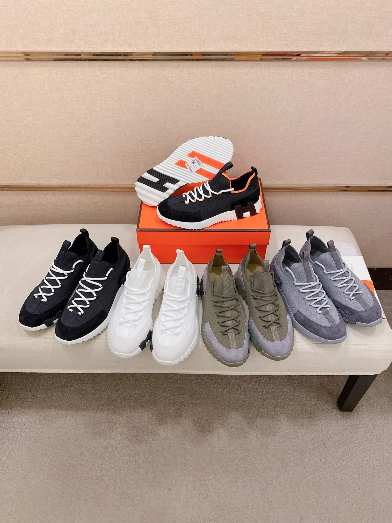Hermès H-Ride sneakers lifestyle noir et blanc 2