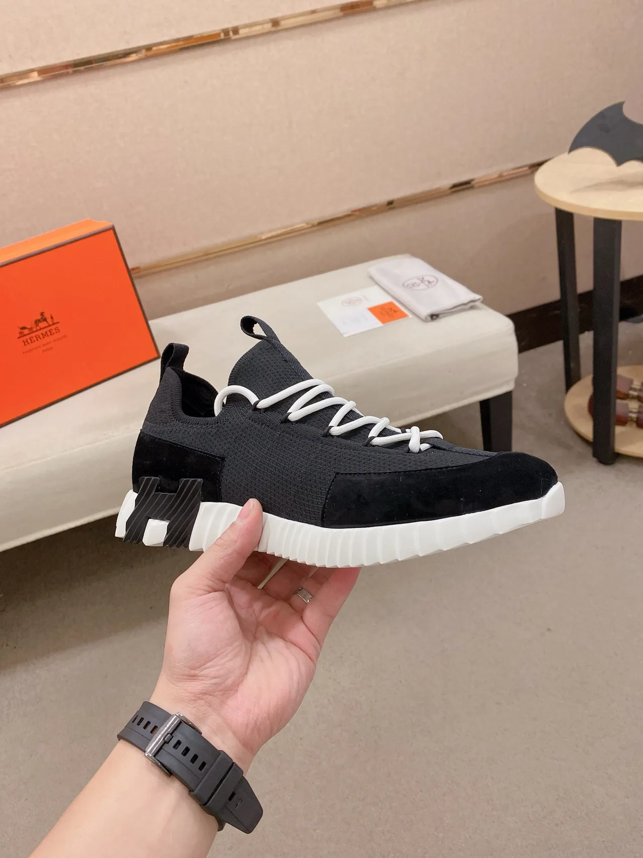 Hermès H-Ride sneakers lifestyle noir et blanc 5