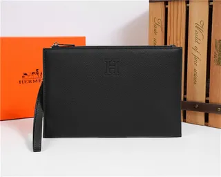 Hermès Bleu marine Cuir texturé grainé Logo H embossé wristlet 19
