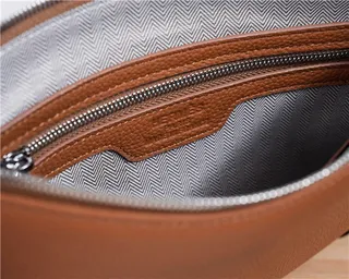 Hermès Bleu marine Cuir texturé grainé Logo H embossé wristlet 20