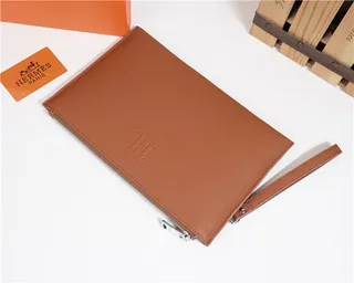 Hermès Bleu marine Cuir texturé grainé Logo H embossé wristlet 23
