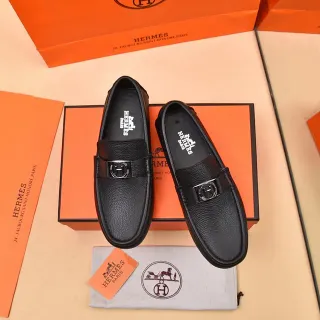 Hermès Oran مكاسين جلد أسود مقعر