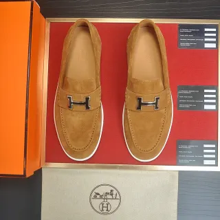 Hermès Oran भूरा-सफेद सुड ऊपरी H-आकार का धातु बकल लोफर