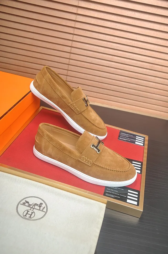 Hermès Oran বাদামি সাদা সুয়েড উপরের অংশ এইচ-আকৃতির ধাতুর বাকল লোফার 6
