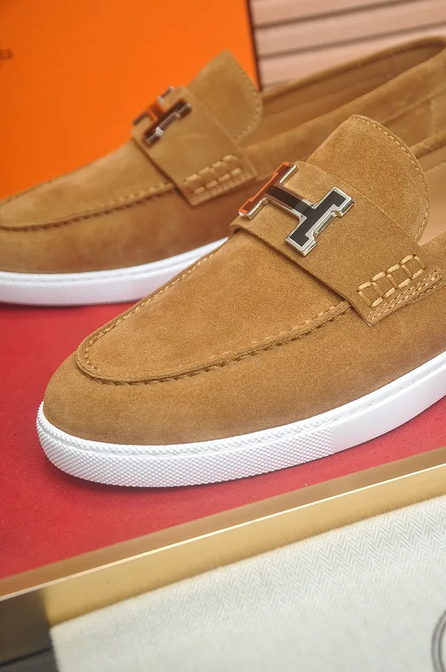 Hermès Oran বাদামি সাদা সুয়েড উপরের অংশ এইচ-আকৃতির ধাতুর বাকল লোফার 8