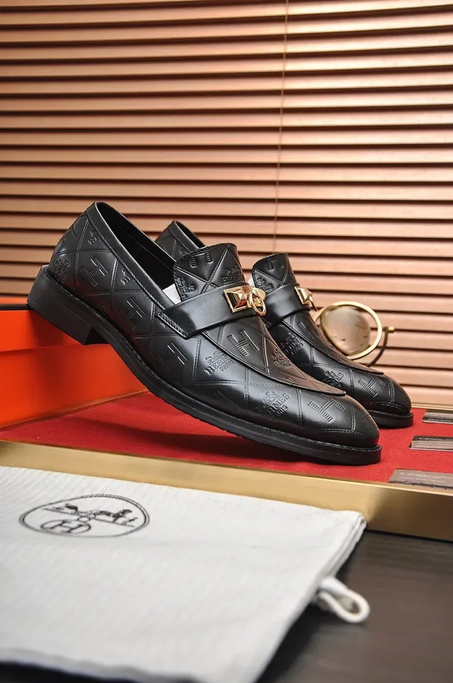 Hermès Oran 黑色绗缝H图案金马衔扣乐福鞋 9