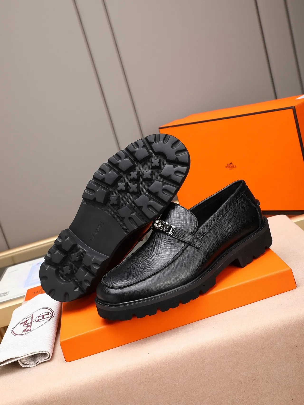 Hermès Oran Loafer Black Textured Leather Horsebit Buckle Lug Sole Loafer 5