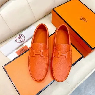 Hermès Oran لُوفر جلد برتقالي حبيبي