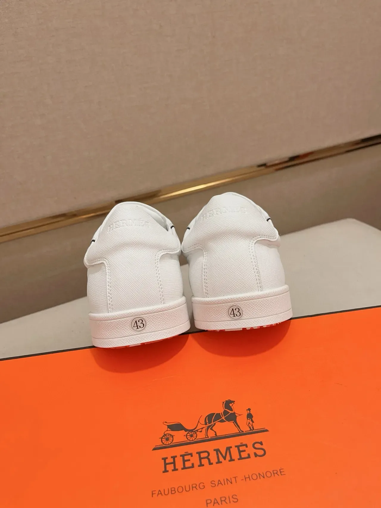 Hermès Blanc Noir Textile Supérieur Contourné Logo H Lifestyle Sneakers 5