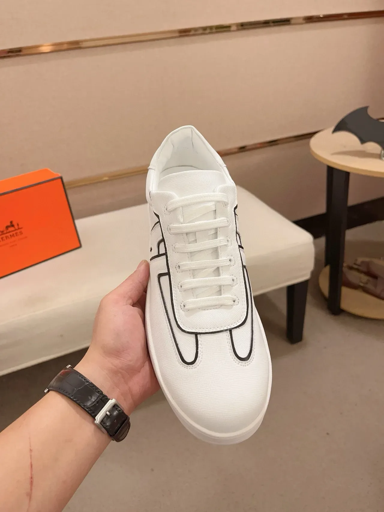Hermès Blanc Noir Textile Supérieur Contourné Logo H Lifestyle Sneakers 6