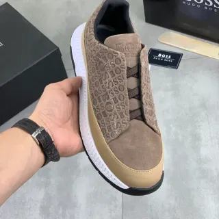 Hugo Boss Chaussure Lifestyle Beige avec Logo Embossé Sans Lacets