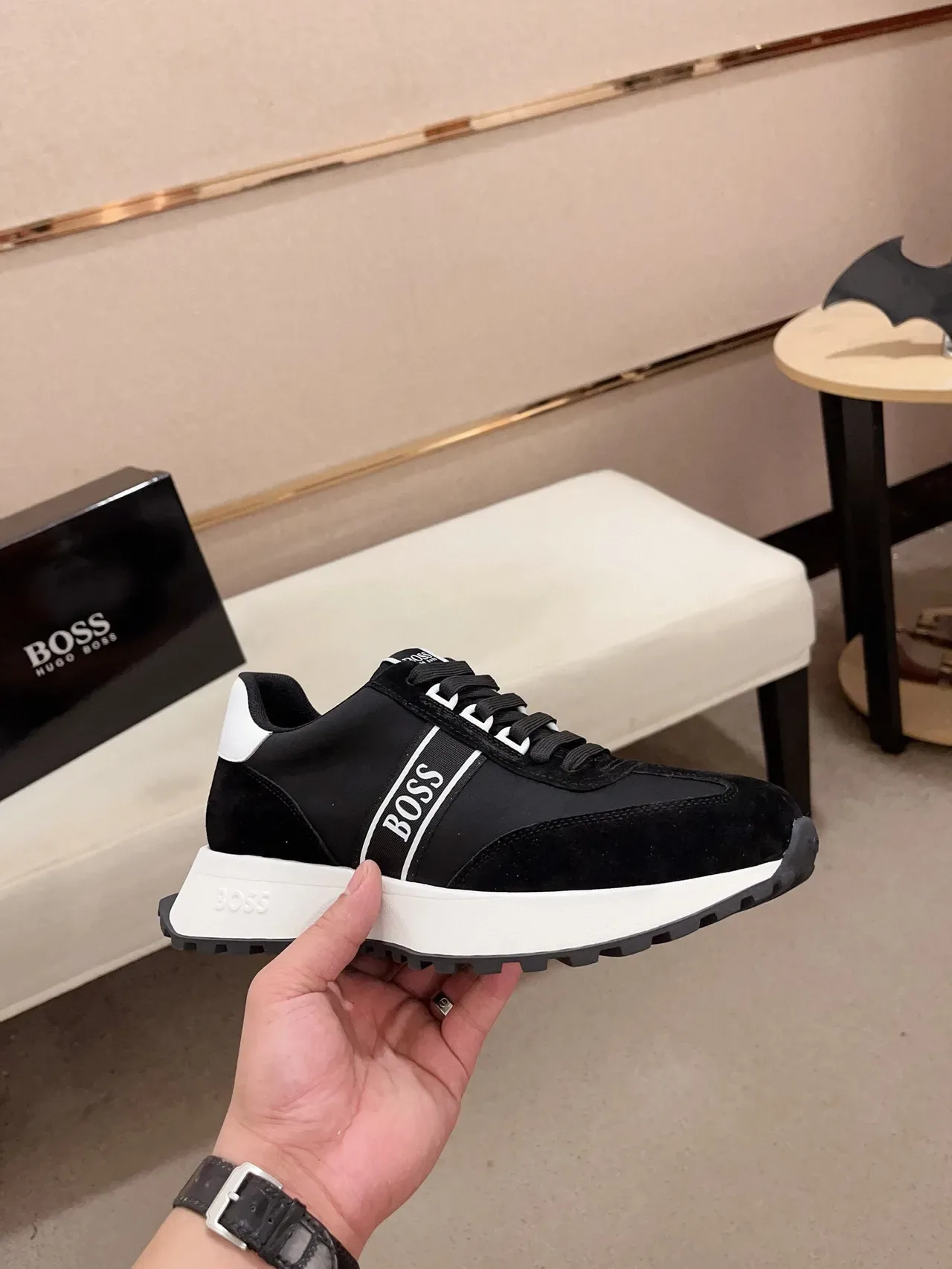 Hugo Boss أسود أبيض جلد الغزال والنسيج العلوي منصة النعل أسلوب حياة 4