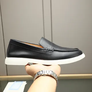 Hugo Boss Mocasín Negro Blanco Cuero Suela de Goma