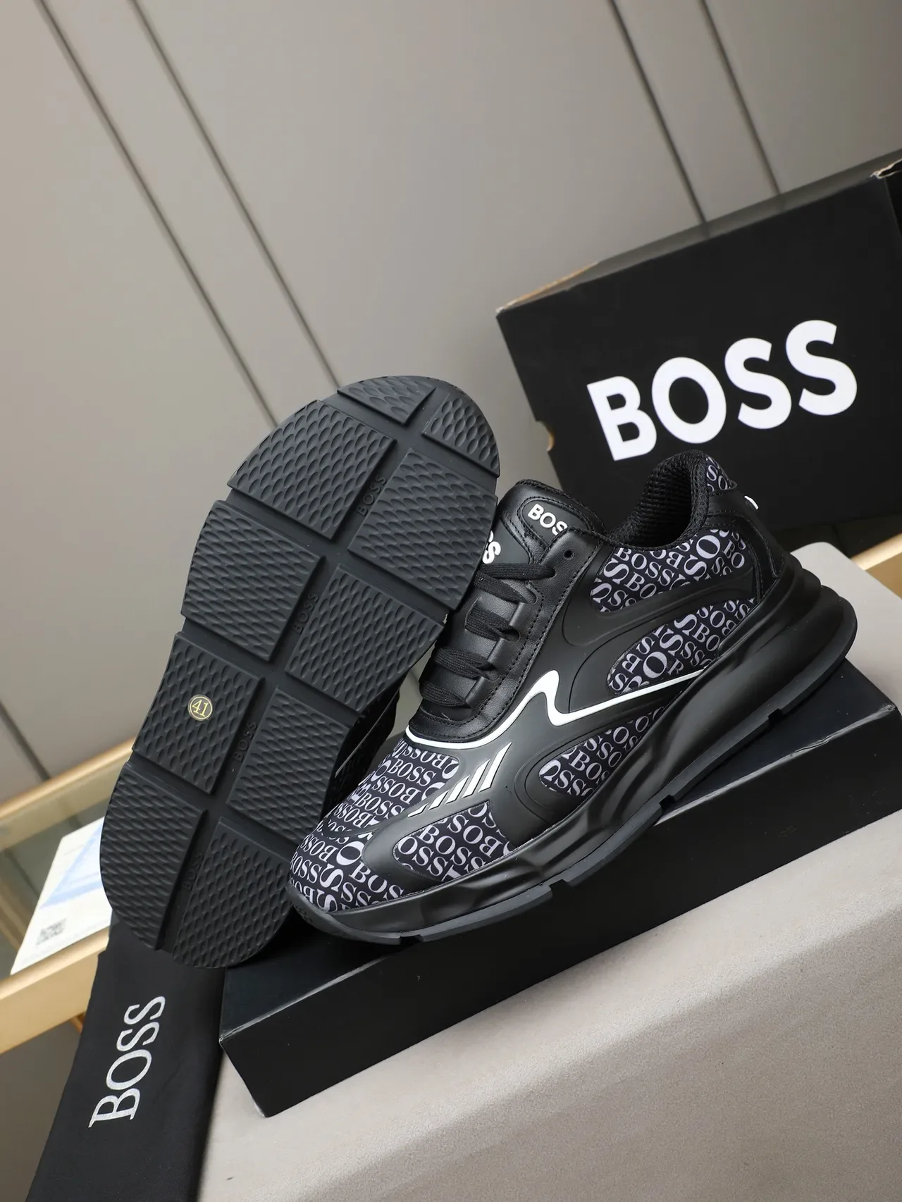 Tênis Lifestyle Chunky Pretos com Impressão de Logo de Hugo Boss 4