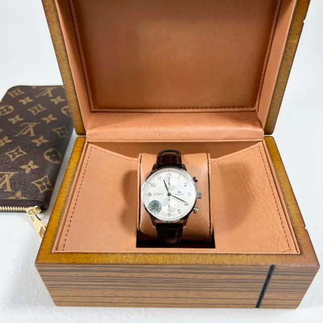 IWC Portugieser Cronógrafo Automático Dial de Plata Correa de Cocodrilo Negra Reloj Mecánico 2