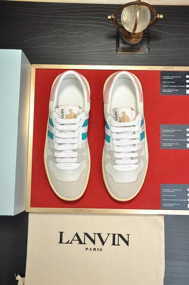 Lanvin Tênis Lifestyle Branco e Azul, Camada de Malha e Camurça Superior, Franja Lateral de Duas Cores 9