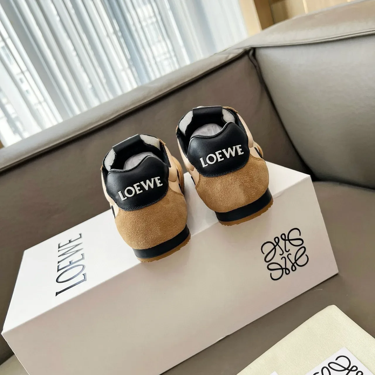 Loewe Flow Runner Beige Black Anagram Logo Zapatillas de estilo de vida 5