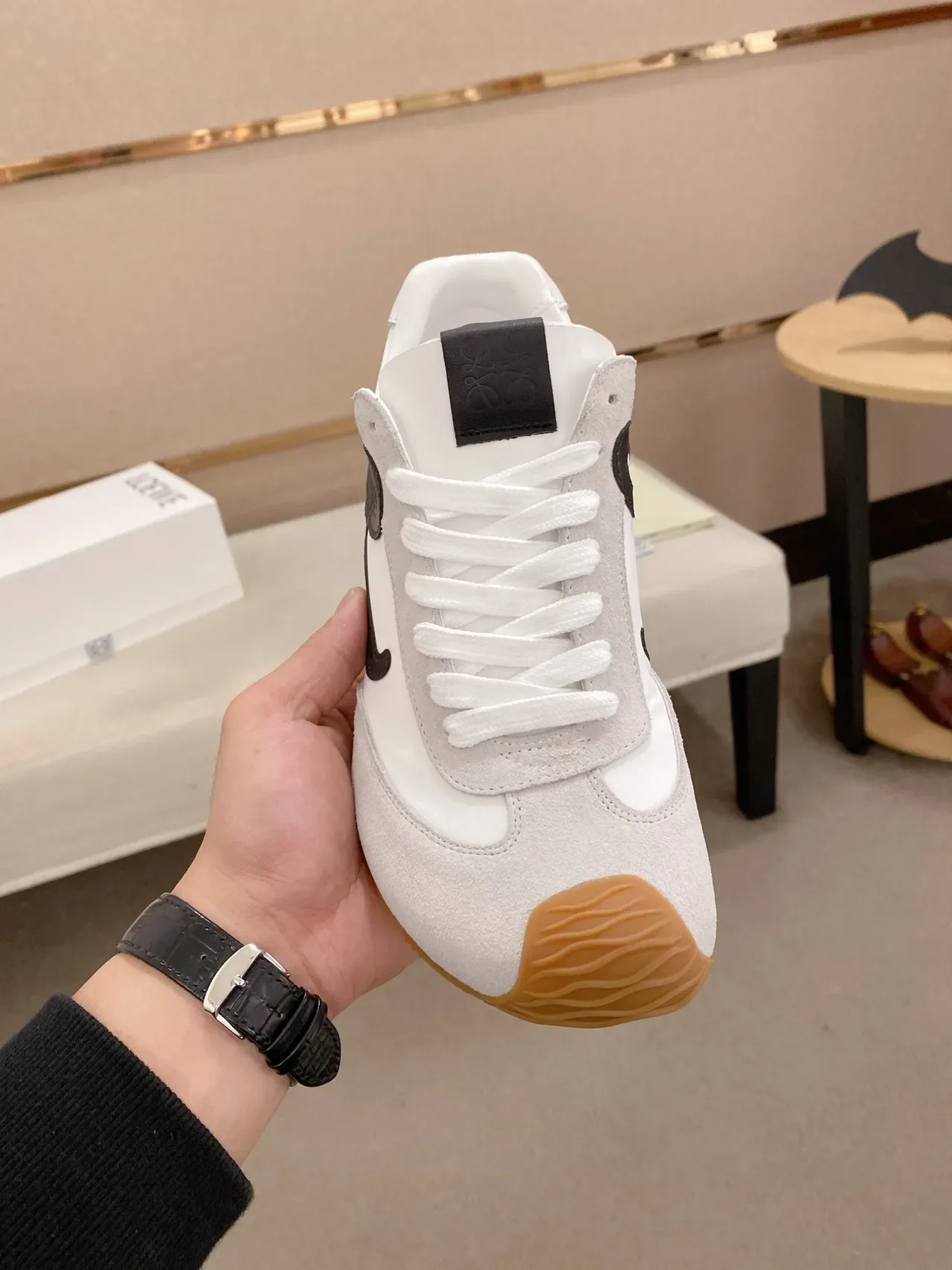 Loewe Flow Runner Blanco Gris Negro Anagram zapatillas lifestyle 5