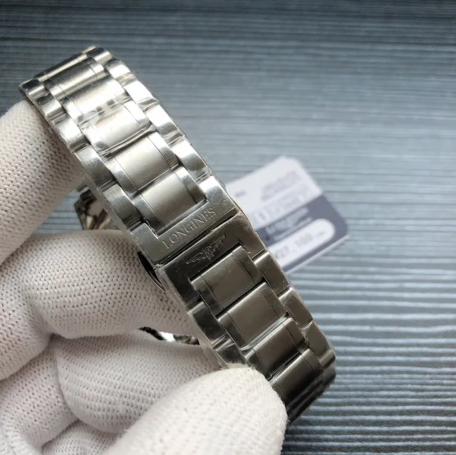 Longines Master Collection 银色表盘 棕色皮革 机械腕表 5