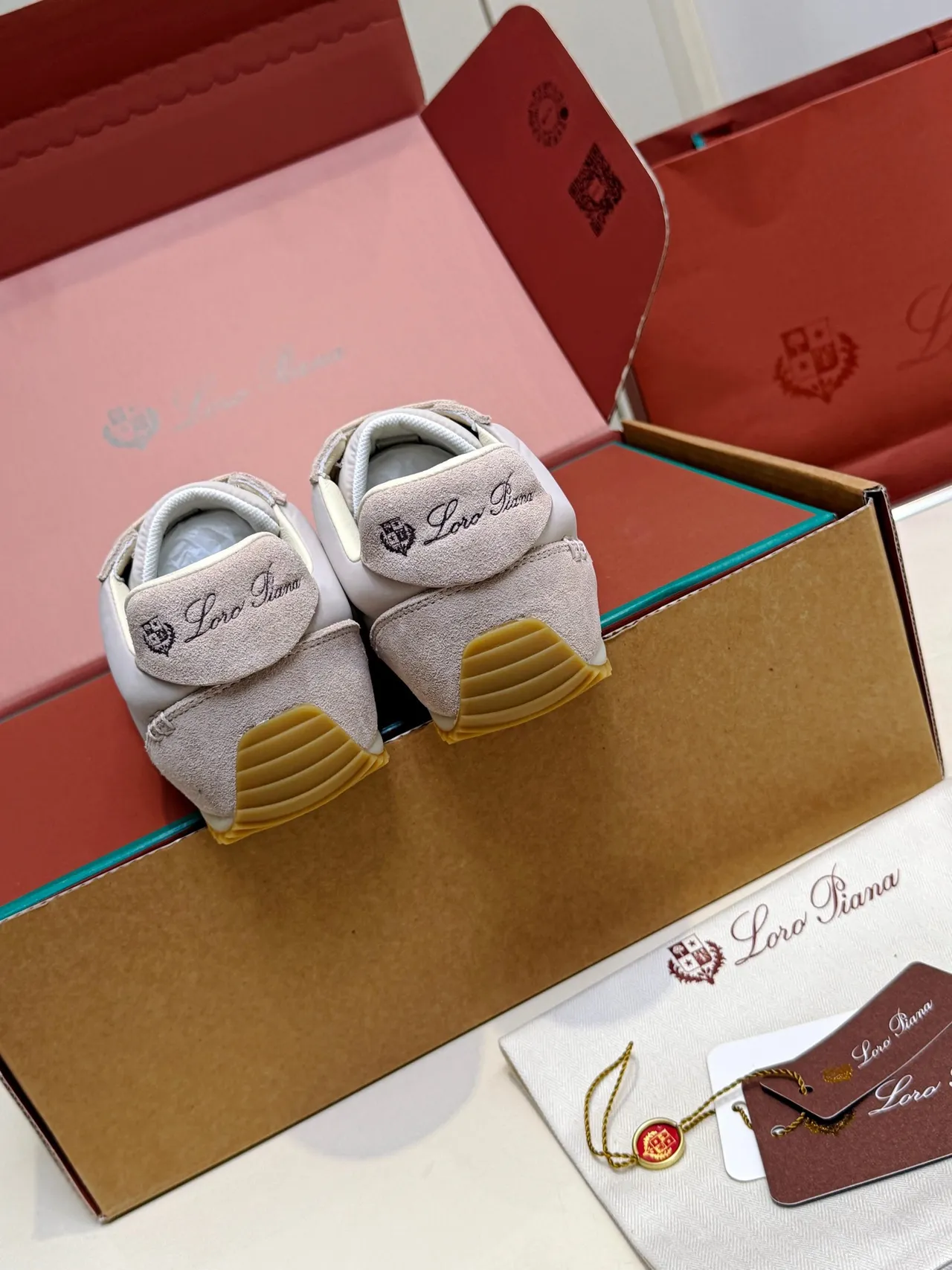 Loro Piana 米色麂皮和纺织品低帮生活方式运动鞋 3