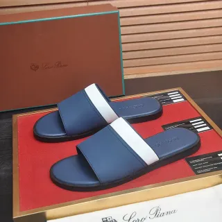 Loro Piana Navy e Branco Sandálias de Couro