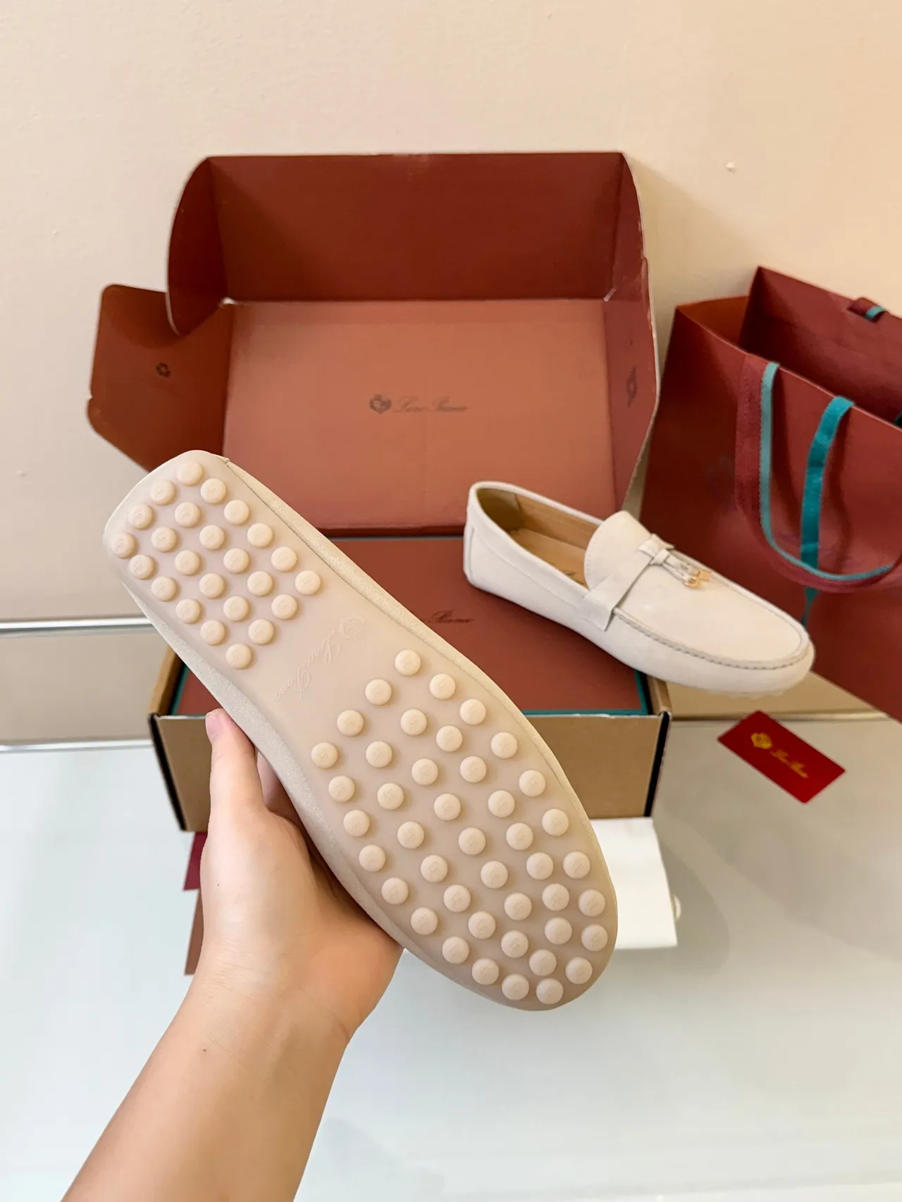 Loro Piana Mocasin con Borla Beige Ante 4