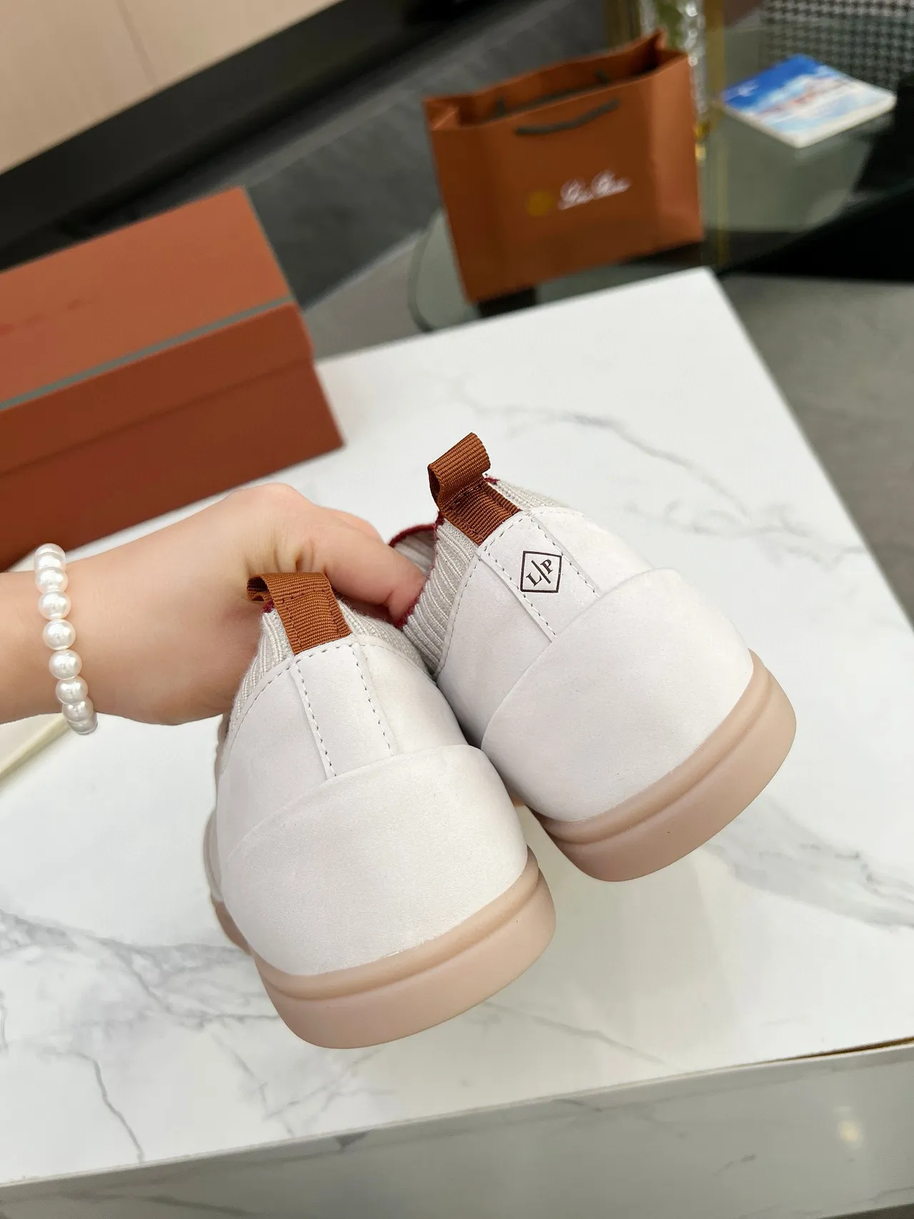 Loro Piana সাদা সুয়েড বুনন কলার ক্যাজুয়াল জুতা 8