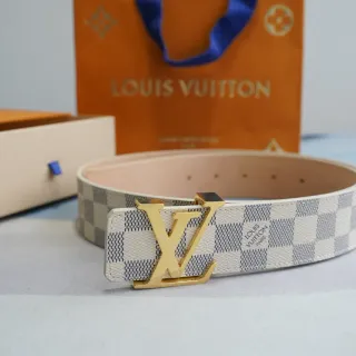 لويس فويتون بيجي رمادي Damier Azur قماش مربعات ذهبي LV Turnlock Buckle حزام جلد
