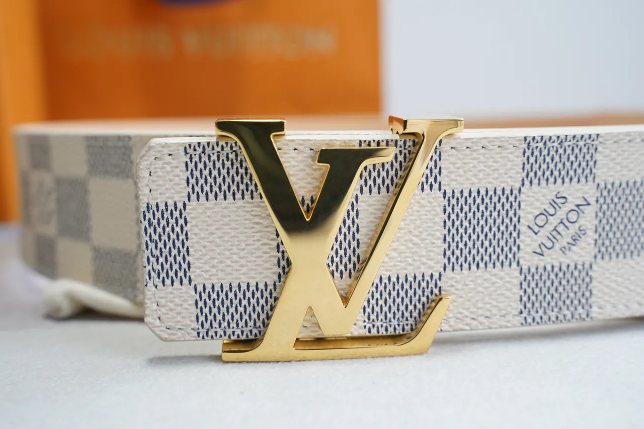 Louis Vuitton Cinto de Couro Bege Cinza Damier Azur Tela Xadrez Tom Dourado Fivela LV Turnlock Buckle 5
