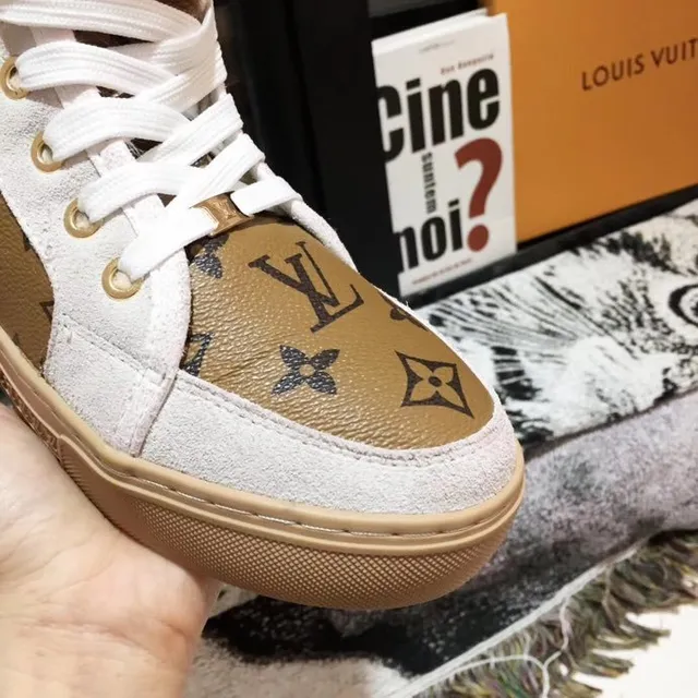 Louis Vuitton बेज सफेद मोनोग्राम कैनवास साइड धारी स्नो बूट्स 2