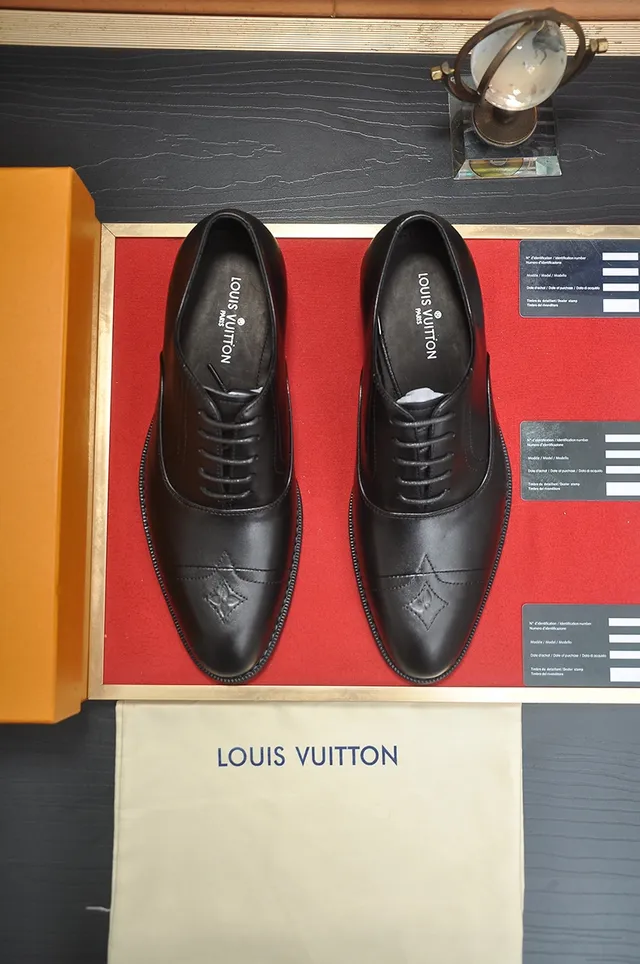 Louis Vuitton Chaussures Oxford Brogue à Cap-Toe Noir 5